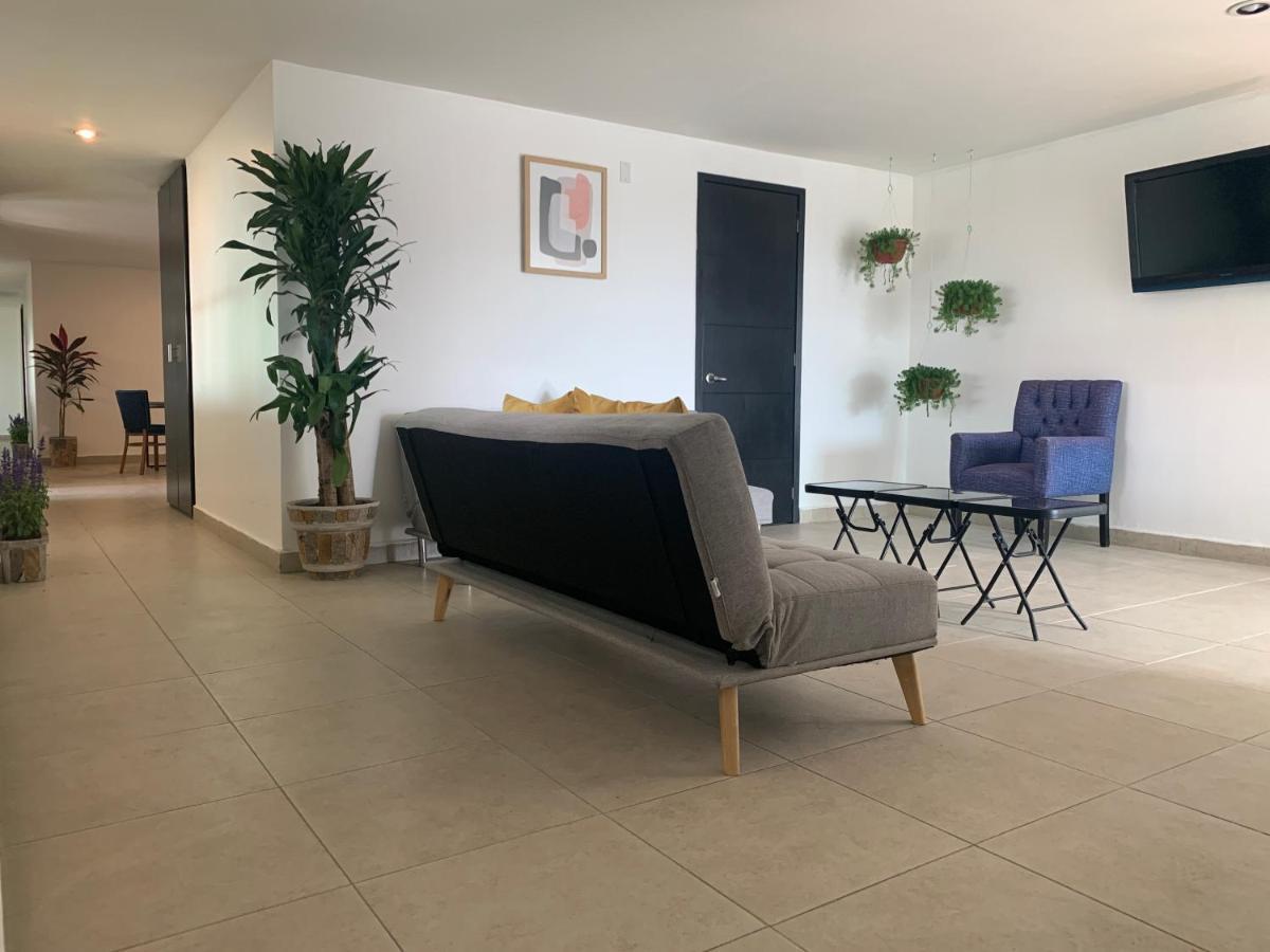 Hotel Escala Puebla Centro Luaran gambar