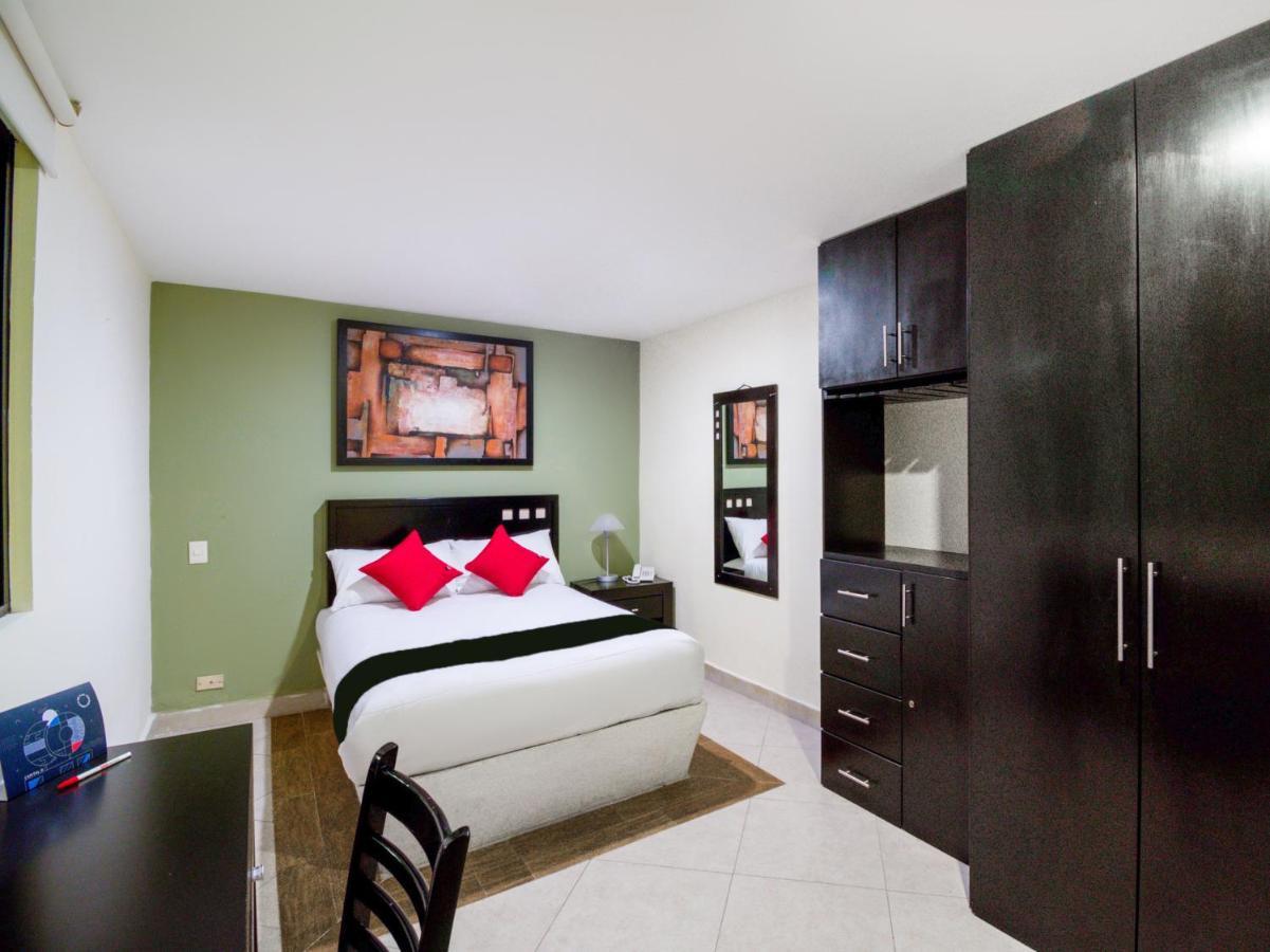 Hotel Escala Puebla Centro Luaran gambar